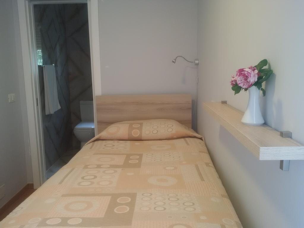 Theranda Boutique Hotel Tiranë Luaran gambar