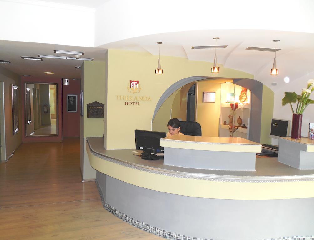 Theranda Boutique Hotel Tiranë Luaran gambar