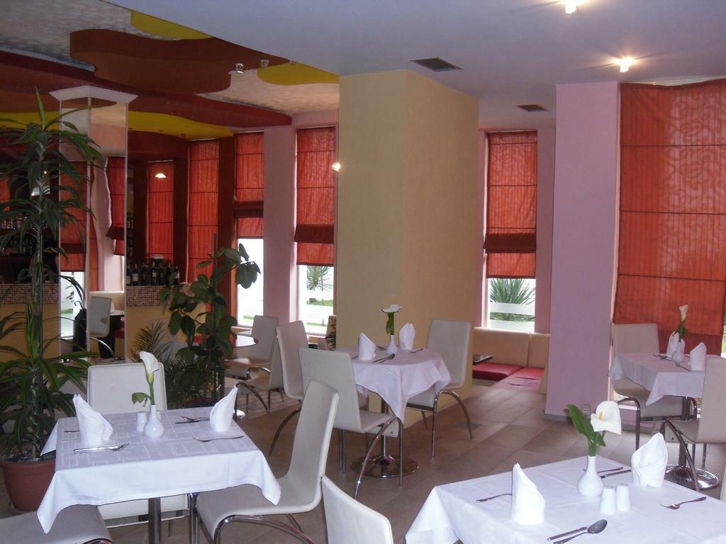 Theranda Boutique Hotel Tiranë Luaran gambar