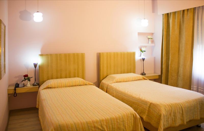 Theranda Boutique Hotel Tiranë Luaran gambar